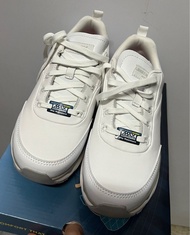 Skechers 護士鞋