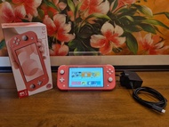 Nintendo Switch Lite  สีชมพูครบกล่องพร้อมหม้อแปลง เป็นสินค้ามือสองสภาพนางฟ้าสวยใหม่มากๆ  ใช้งานได้ตามปกตินะครับขาย 4190 บาท