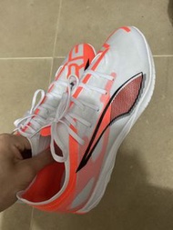 Puma Ultra 足球鞋