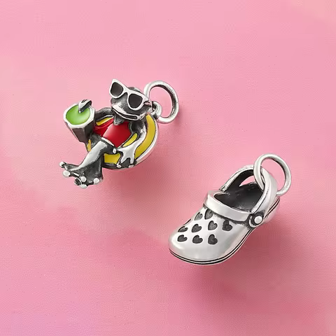 S925 sterling silver James Avery Enamel Party Frog Charm