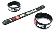 ONE DIRECTION wristband ริสแบนด์ งานแกะขึ้นโมล ปั้มนูน สองชั้น สวยงาม คุณภาพสุดๆ มอบให้แฟน คนรัก เพื