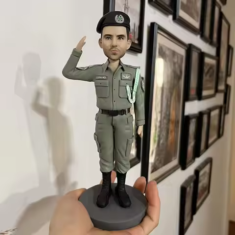 IL615 Custom Handsome Military Soldier Figurine 100% Handmade Bobblehead Dolls According to Photos