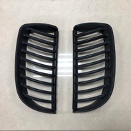 BMW N46B20 E90 3 SERIES Grill Grille Used Original