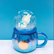 💥清倉4折🐰天空月兔水晶球🌀 ❤️‍🔥$150 🤯原價$380 ⭐️Starbucks COSMOS STAR BLUE BUNNY SNOWGLOBE MUG  🪐星巴克 宇宙兔兔 雪球咖啡杯 💙水