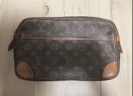 LV 手提包