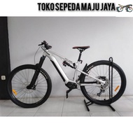 sepeda patrol E SIX MTB E bike