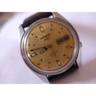 Seiko 5 Automatic 21 Jewels Round Gold-Plated Dial Watch