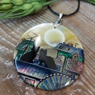 Pearl pendant necklace with painted Cat Couple silhouette on the moonlight roof