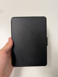 Kindle Paperwhite 6 寸黑色保護套 (連螢幕保護貼）