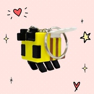 CLICKY CLICKER KEYCHAIN - MINECRAFT BEE
