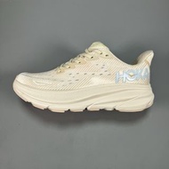 Hoka One One Clifton 9