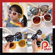 Batam Wholesale Center - K1117 Children's Colored Glasses Trendy Fashion Anti-UV Eyeglass/s Children
