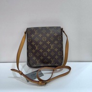 LV 斜背包/側背包/王菲包 M51387 85成新