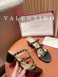 Valentino Garavani 鉚釘高跟涼鞋