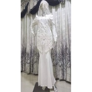 Preloved baju nikah offwhite with veil