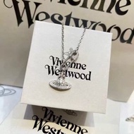 Vivienne Westwood 珍珠星球項鍊