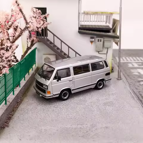 Master 1:64 T3 Van Diecast Model Car