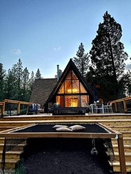 Majestic A-Frame on 5 acres!