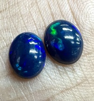 แบล็คโอปอล 1.86cts 9x7mm รูปไข่ พลอยธรรมชาติ 100% Black opal 1.86cts 9x7mm oval shape 100% natural g