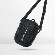 TAS OAKLEY TAS SELEMPANG OAKLEY SLING BAG OAKLEY TAS SLINGBAG OAKLEY LOGO BESI