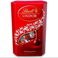 ลินด์ ช็อกโกแลตนม Lindt Lindor Milk Chocolate