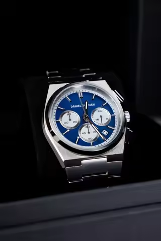 Men's Stainless Steel Quartz Watch 5ATM Waterproof Multifunctional Luminous Chronograph Calendar Lux