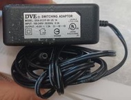 ╭✿㊣ 二手 DVE DSA-0131F-09交換式電源供應器【9V ~ 1.5A】變壓器/充電器 特價 $59 ㊣✿╮