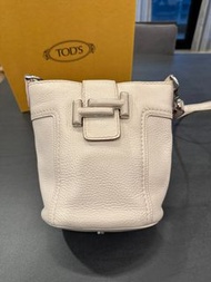 Tod’s double T淡粉色水桶包mini