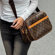 【經典永存🎻】 LV 經典老花 雙層記者包/相機包 （專櫃10.3萬）