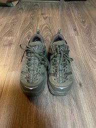 Hoka one one tor ultra low olive US8