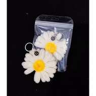 Daisy G Dragon Peaceminusone | Daisy Accessories | G Dragon