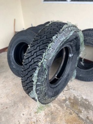 ยางอัดเย็น 900ขอบ20 กับ 1000ขอบ20 ลาย กอไก่