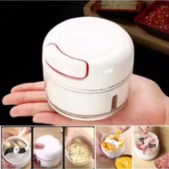 Practical manual mini blender for cooking spices