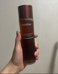 innisfree紅茶逆時活膚精華水
