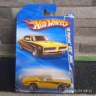 Hot wheels hotwheels 69 pound GTO wok yellow muscle mania 1969