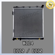 หม้อน้ำ เบนซ์ W124 / E220 / E230 เกียร์ออโต้ ความหนา 32 มิล Car Radiator Benz W124 / E220 / E230 AT 