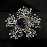1950s Vintage Luxury Green Crystal Chest Pin Women Fashion Crop Top Chest Flower Temperament Full Se
