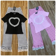 ชุดเซ็ทเสื้อแต่งหัวใจ+กางเกงลายสก๊อตชายระบายลูกไม้ งานน่ารักต้องจัด Size S-2XL สีดำ/ชมพู 💕งานป้าย Lo
