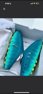 Nike mind 001