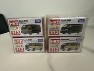 Tomica 113 Toyota Hiace 1 set