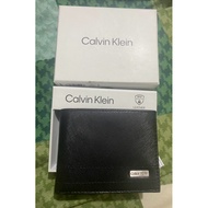 Calvin Klein men’s wallet with rfid