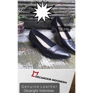Women's Leather Flat Shoes FT 0020