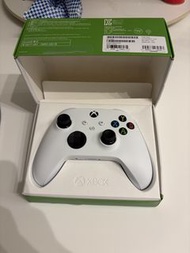 White Xbox Wireless Controller