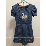 Hand 1 Dress Embroidered Swan Label Ap Style Sz. M Blue