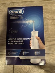 Oral-B Aquacare 6 Pro Expert 沖牙機