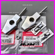 40453-KRH-900 CRF 150 CHAIN SETTINGS/ CRF 150 L CHAIN SETTINGS HONDA CRF 150 L CHAIN SETTINGS EARRIN