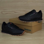 Reebok Classic Leather Shoes Full Black /Full White Made In Vietnam