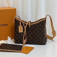 #近新全配🈶25年購證 #全網最低 Lv carryall pm老花斜挎包 芯片款
