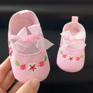 Early Autumn Baby Girl Toddler Shoes Cloth Shoes Soft Bottom Non-Slip Chinese Style Hanfu Embroidered Newborn Baby Shoes Not Falling off Shoes