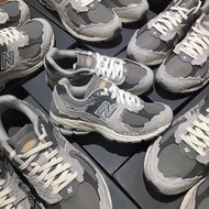 New Balance M2002RDA “Refined Future Pack” 爛布灰
